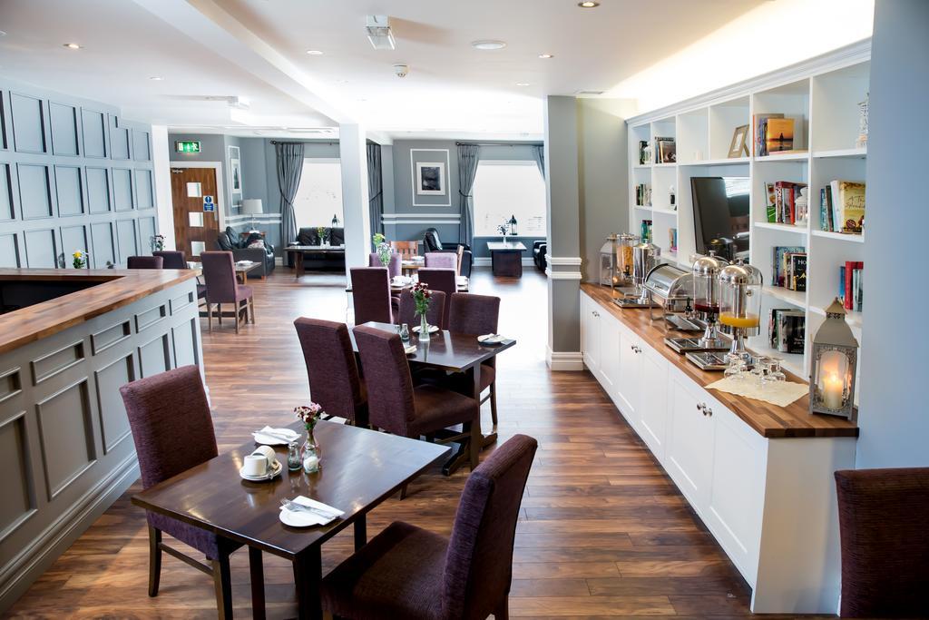 The Gateway Hotel Swinford Exterior foto